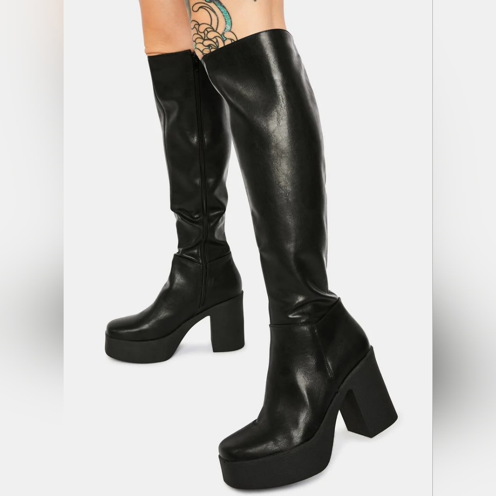 LAMODA Slick Nick's Knee High Boots